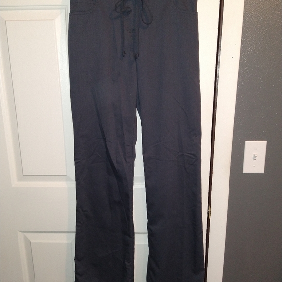 Set of 6 X-Small Scrub Pants - Picture 2 of 15